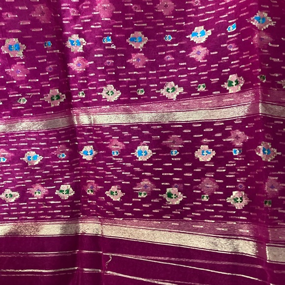 Shocking pink organza dupatta - Picture 8 of 8